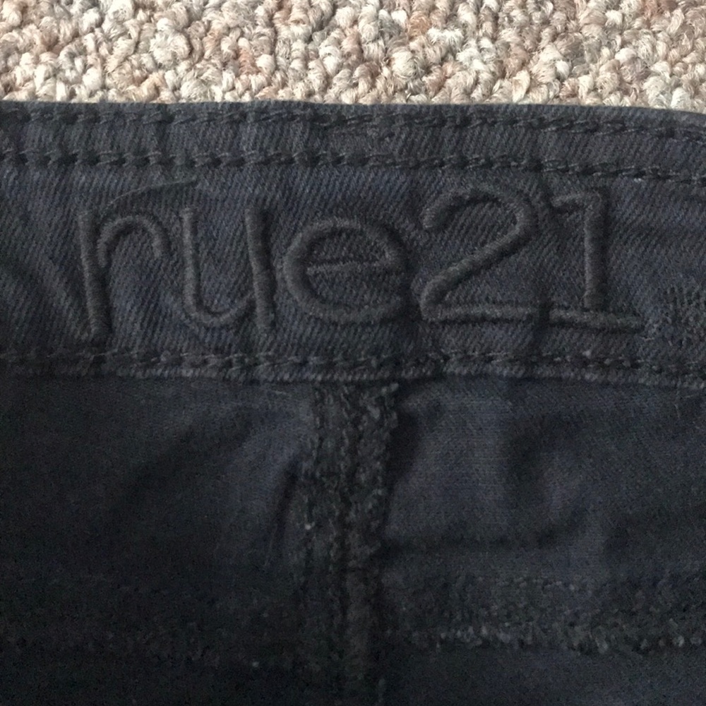 💥SALE💥 🔴2/$10 Rue21 Crotchet/Jeweled Mid Rise Shorts - Picture 6 of 9